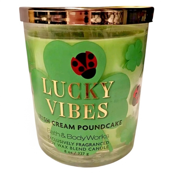 NEW Bath and Body Works Single Wick Candle - Picture 1 of 4
